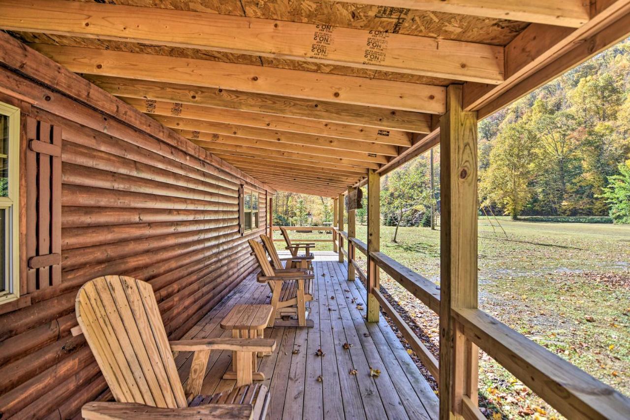 Pet-Friendly Semper Fi Cabin With Fire Pit! Villa Parsons Kültér fotó